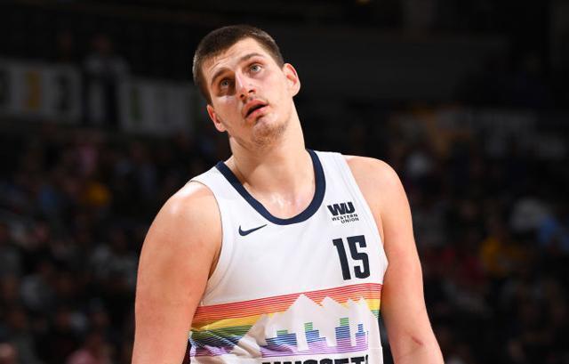 每支队伍都 每支队伍都