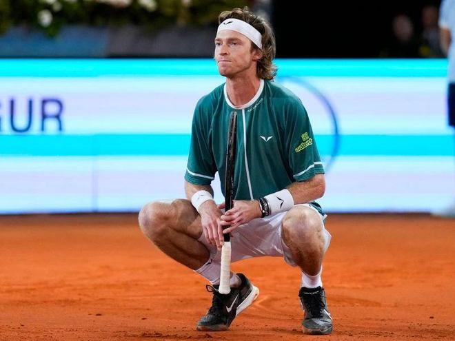 出了名气 出了名气